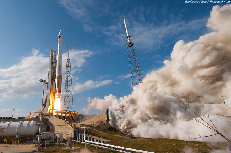 Illustration for article titled 11 stunning images of rocket launches
